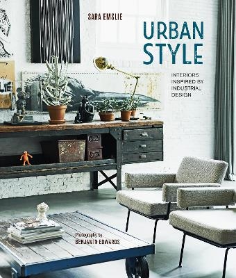 Urban Style - Sara Emslie