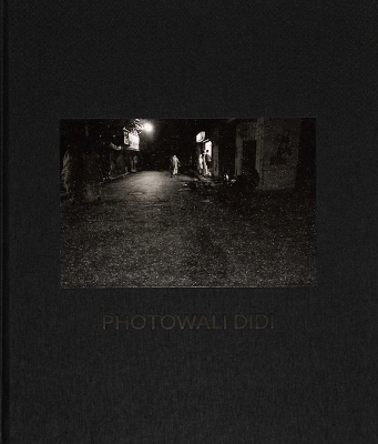 Photowali Didi by Buku Sarkar - 