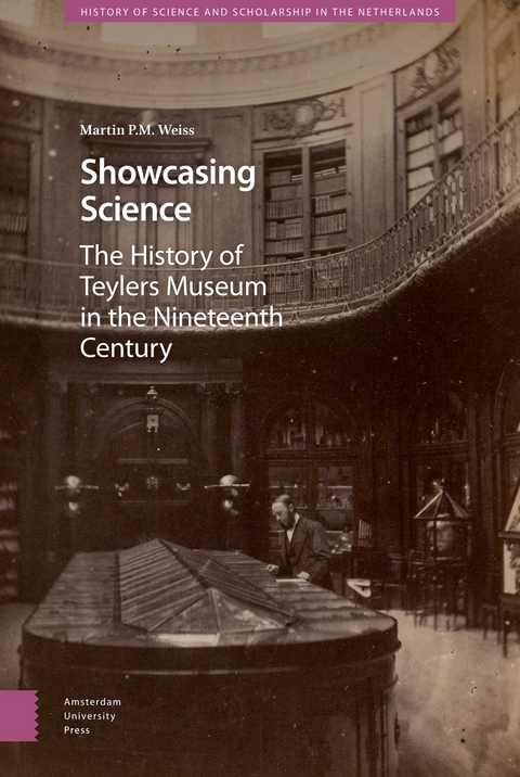 Showcasing Science -  P.M. Weiss Martin P.M. Weiss