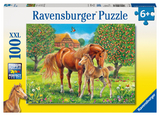 Ravensburger Kinderpuzzle - 10577 Pferdeglück auf der Wiese - Pferde-Puzzle für Kinder ab 6 Jahren, mit 100 Teilen im XXL-Format