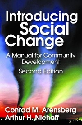 Introducing Social Change - Conrad M. Arensberg