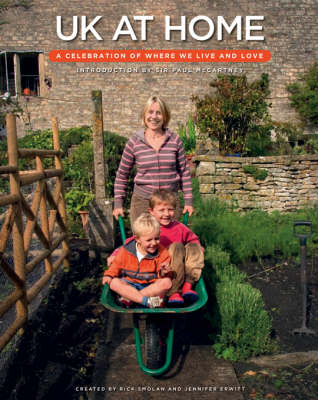 UK at Home: A Celebration of Where We Live - Rick Smolan