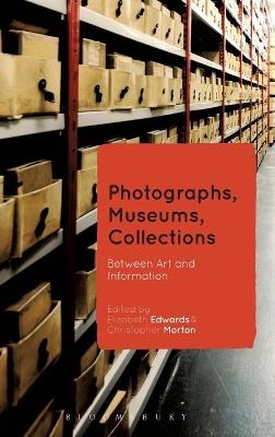 Photographs, Museums, Collections - 