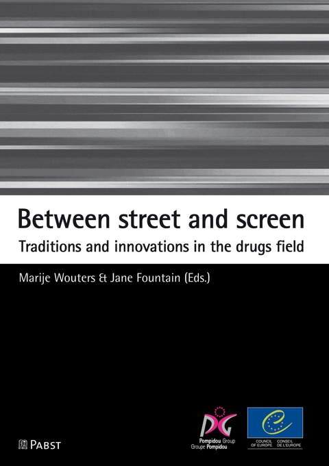 Between street and screen - 