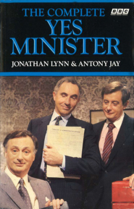 Complete Yes Minister -  Antony Jay,  Jonathan Lynn